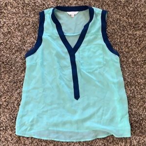 Sleeveless blouse